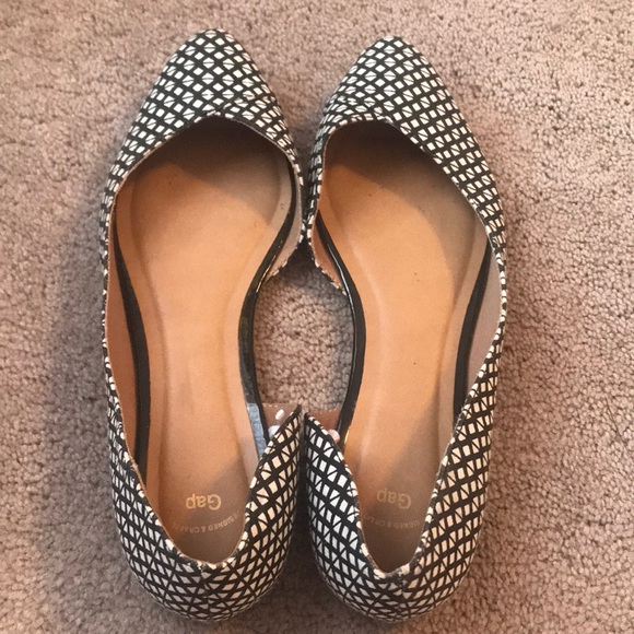 Black and white patterned flats - Picture 1 of 4